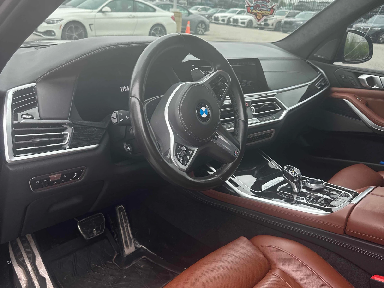 BMW X7 * МАСАЖИ * ДИСТРОНИК * ОБДУХВАНЕ * НОЩНО ВИЖДАНЕ, снимка 7 - Автомобили и джипове - 55947914