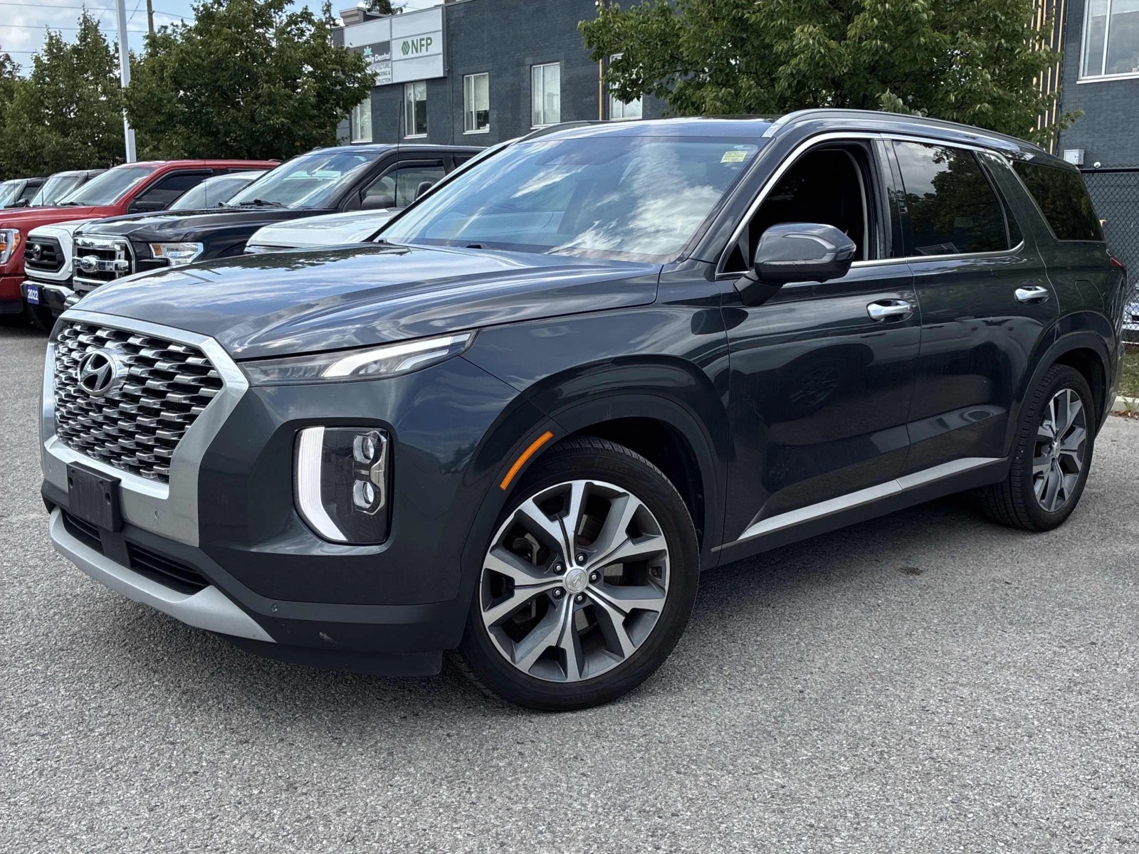 Hyundai Palisade Luxury / 360 / DISTRONIC / CARFAX / КЛИП НА МОТОРА, снимка 2 - Автомобили и джипове - 55954790