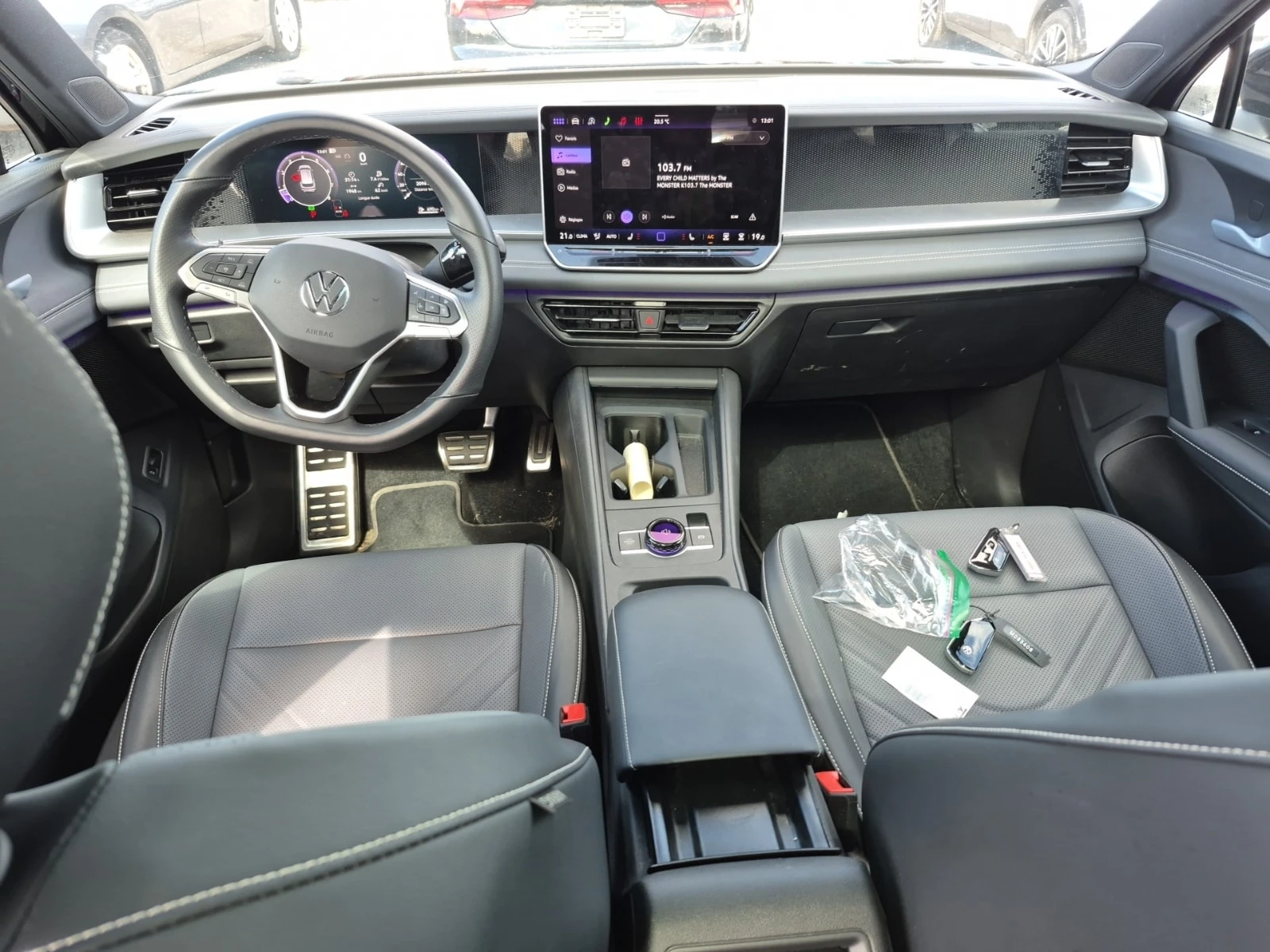 VW Tiguan * COMFORTLINE R LINE BLACK EDITION * CARFAX * , снимка 10 - Автомобили и джипове - 56095956