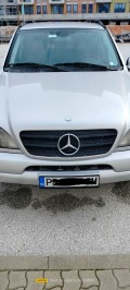 Mercedes-Benz ML 270, снимка 15 - Автомобили и джипове - 45374708