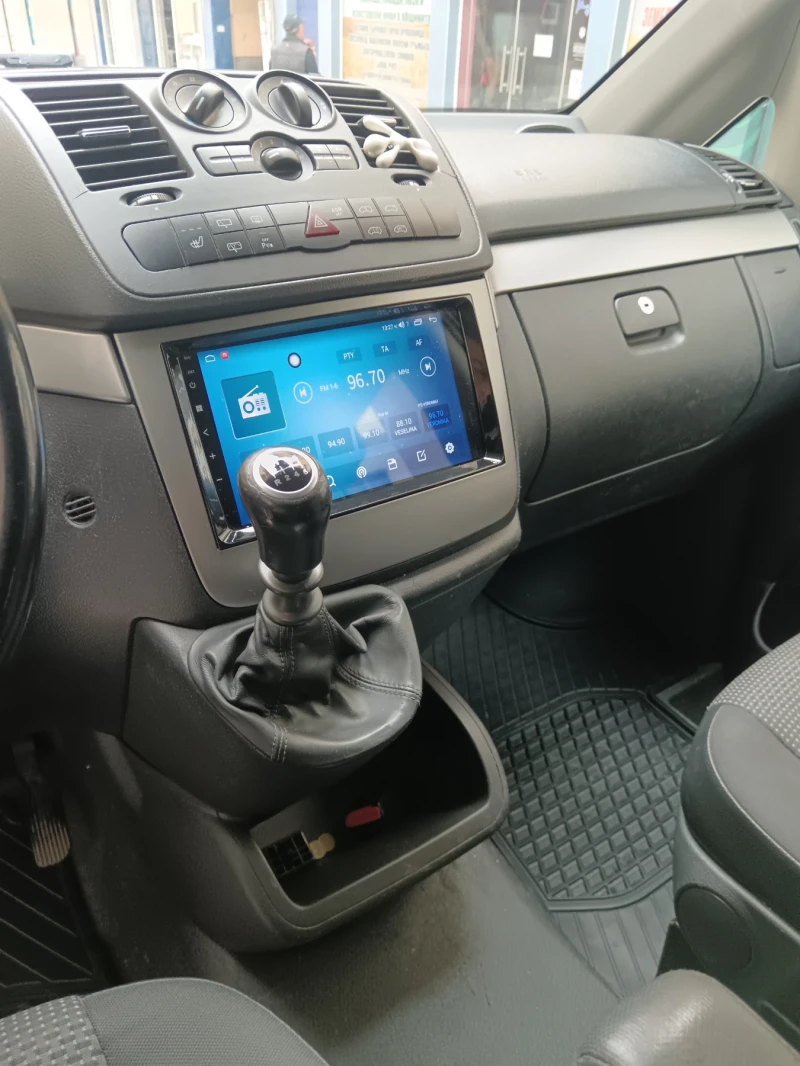 Mercedes-Benz Vito 2.2 CDI 116, снимка 14 - Бусове и автобуси - 53449439