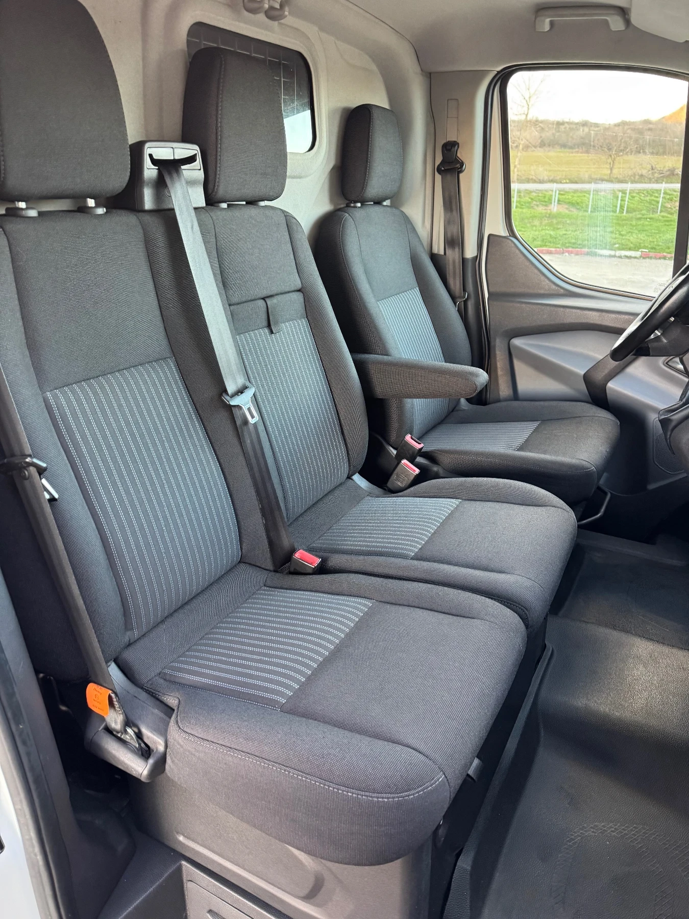 Ford Transit Custom 2.2 TDCI 125кс Верига !! EURO 6, Клима, Автопилот!, снимка 12 - Бусове и автобуси - 54306987