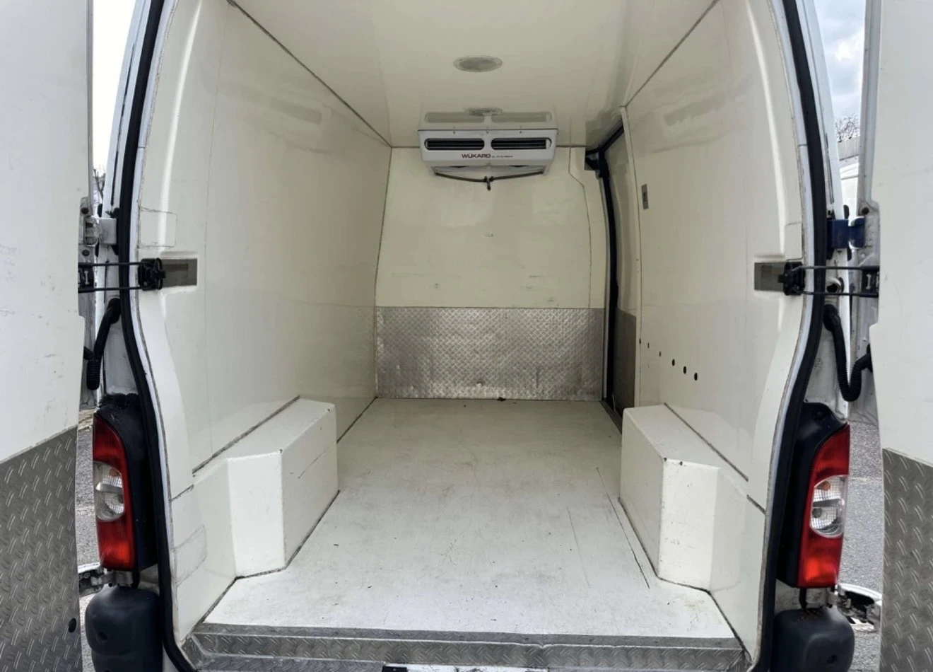 Nissan Interstar, снимка 14 - Бусове и автобуси - 54780942