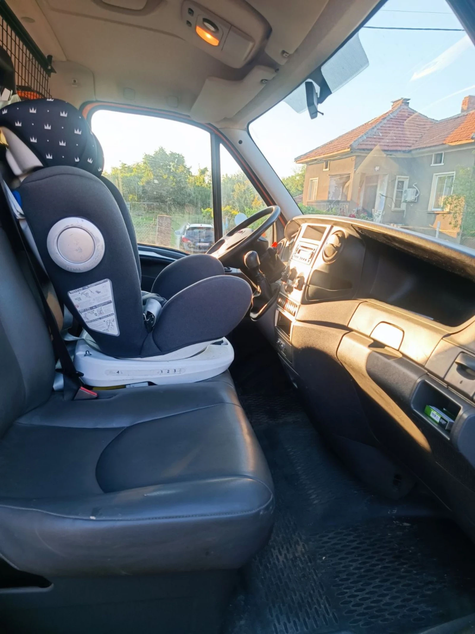 Iveco Daily, снимка 16 - Бусове и автобуси - 55056643