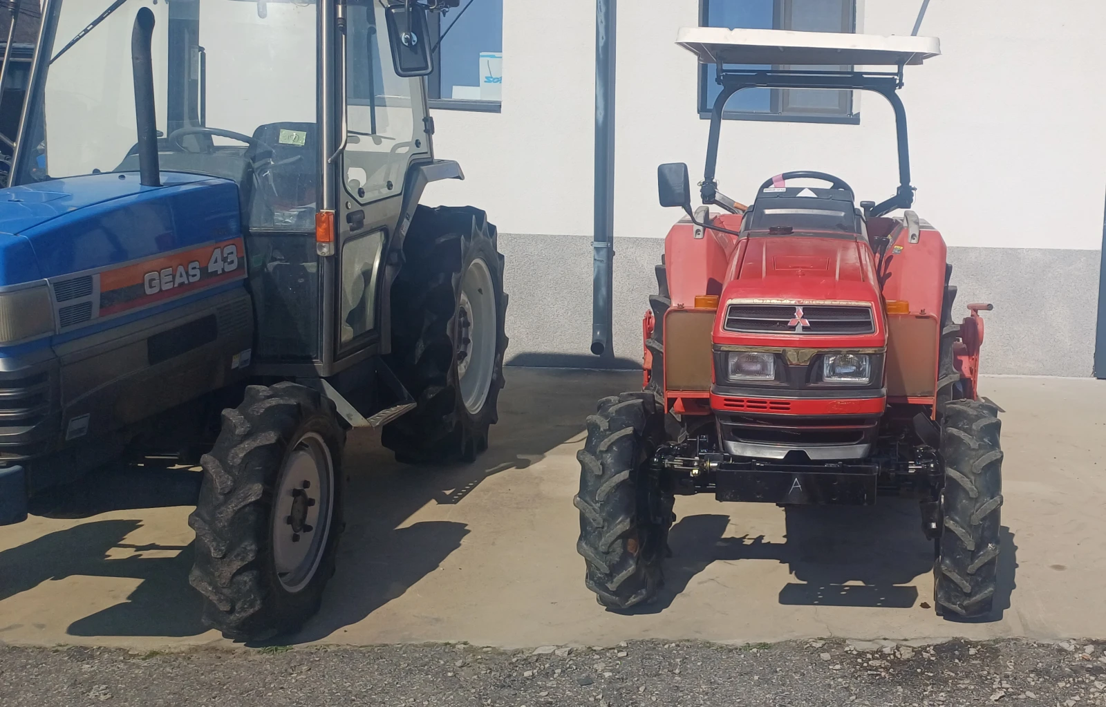 Трактор Mitsubishi MT246, снимка 3 - Селскостопанска техника - 53813724