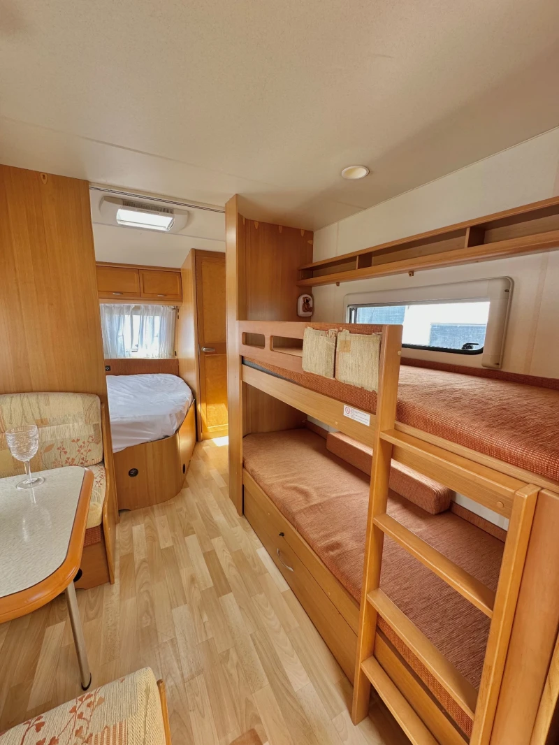 Каравана Hobby Prestige 720 / НОВ ВНОС / РЕГИСТРИРАНА / ТОП!, снимка 14 - Каравани и кемпери - 51082309