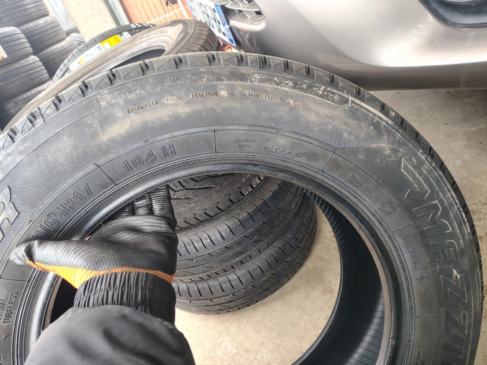 Гуми Летни 235/65R17, снимка 8 - Гуми и джанти - 55840295