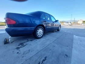 Mercedes-Benz E 200, снимка 4