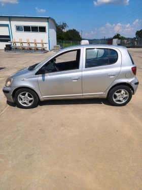 Toyota Yaris, снимка 1