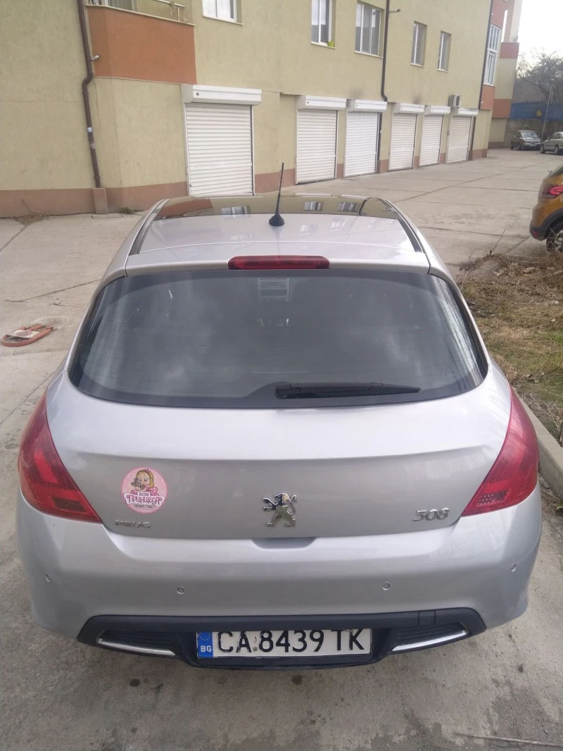 Peugeot 308 1.6 HDI, снимка 15 - Автомобили и джипове - 47072323