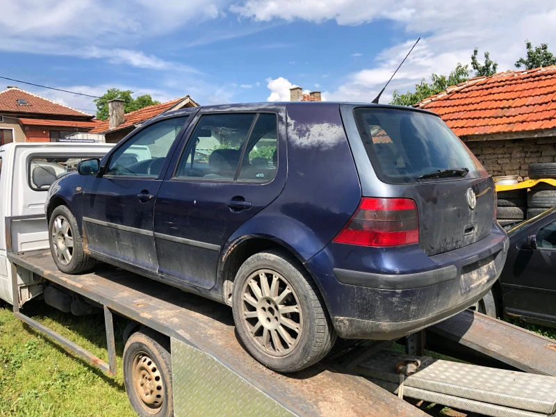 VW Golf 1.9 101, снимка 2 - Автомобили и джипове - 46305793