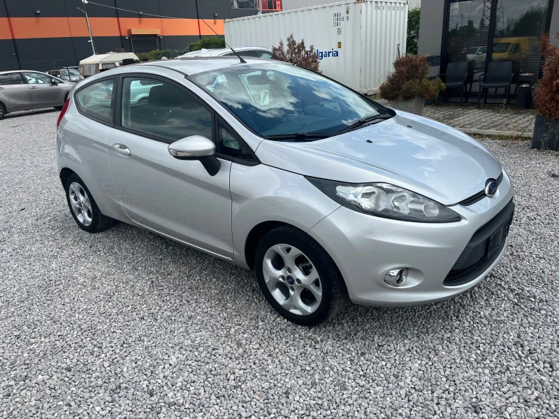 Ford Fiesta 1.2i-60k.c. Ikon, снимка 6 - Автомобили и джипове - 46396268