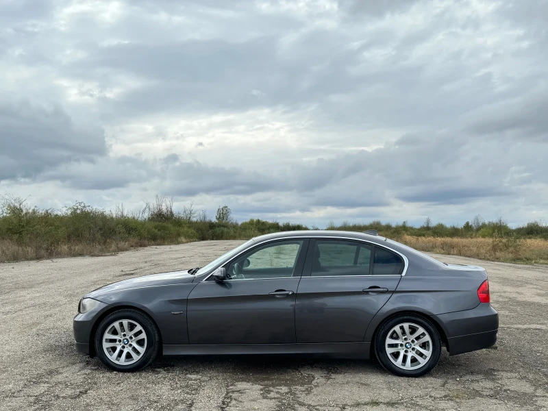 BMW 325 BMW E90 325i 218кс 2006г, снимка 4 - Автомобили и джипове - 47239123