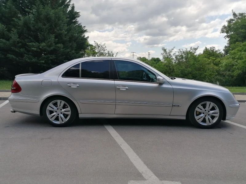 Mercedes-Benz E 270 270CDI, снимка 10 - Автомобили и джипове - 47616830