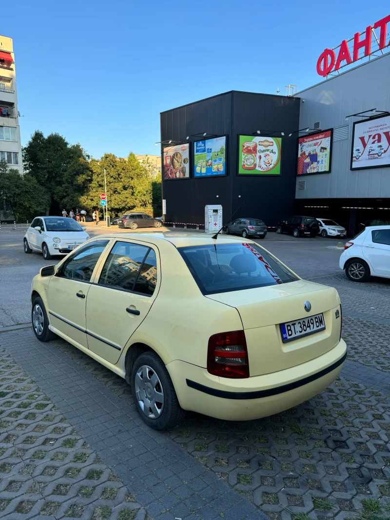 Skoda Fabia, снимка 5 - Автомобили и джипове - 48376065