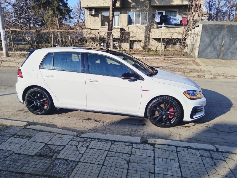 VW Golf, снимка 1 - Автомобили и джипове - 49043788