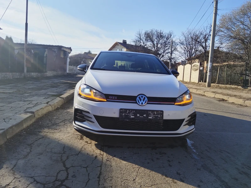 VW Golf, снимка 16 - Автомобили и джипове - 49522691