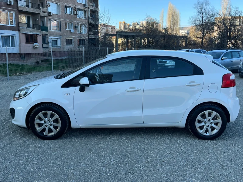 Kia Rio 1.25i, снимка 8 - Автомобили и джипове - 49564760