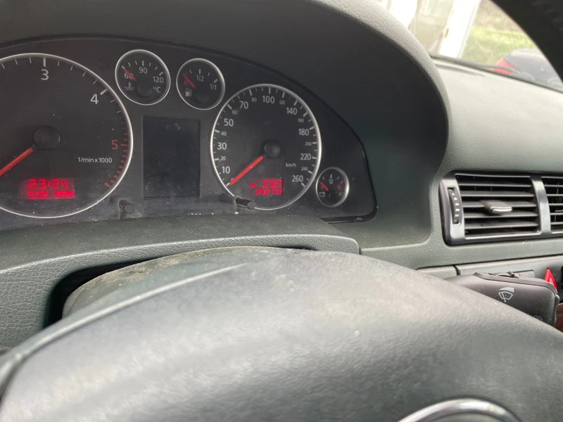 Audi A6 Allroad 2.5 ТДИ автомат, снимка 9 - Автомобили и джипове - 49728704