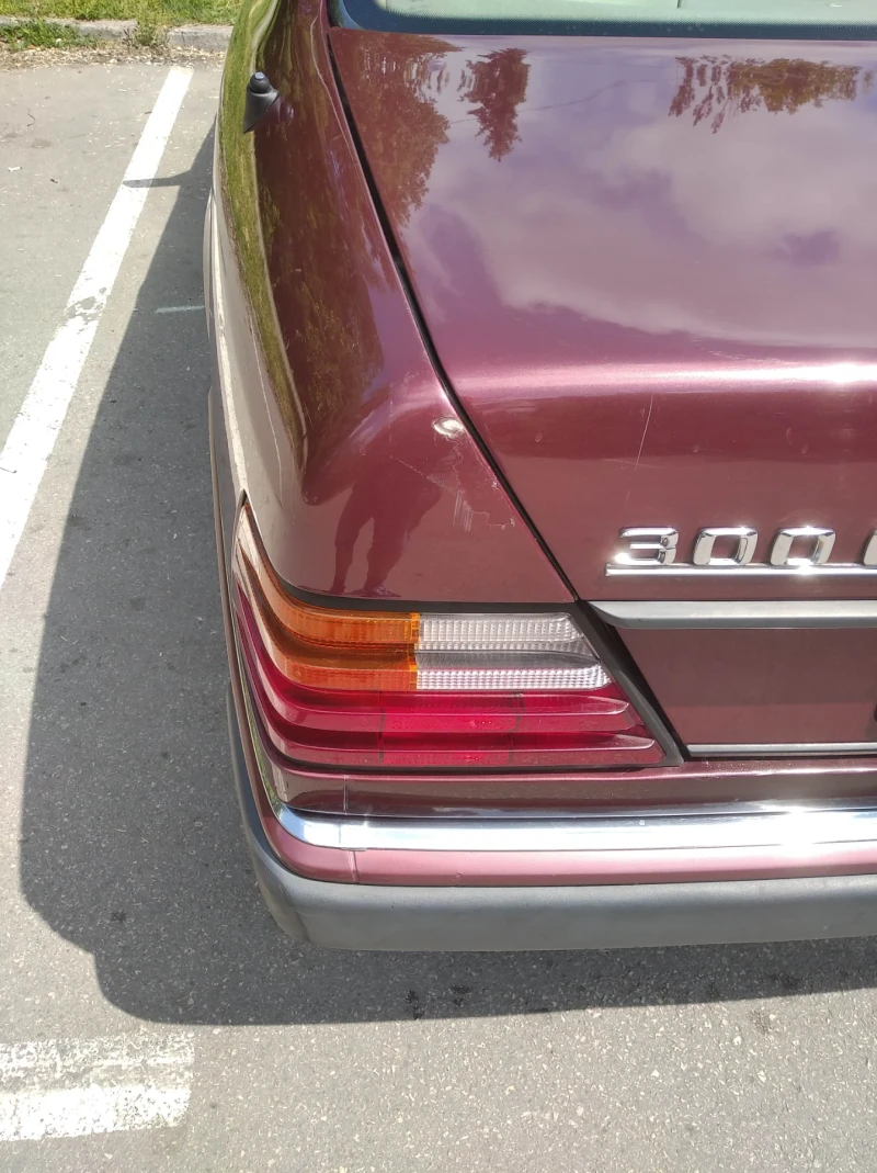 Mercedes-Benz 124 300CE-24, снимка 7 - Автомобили и джипове - 52475361