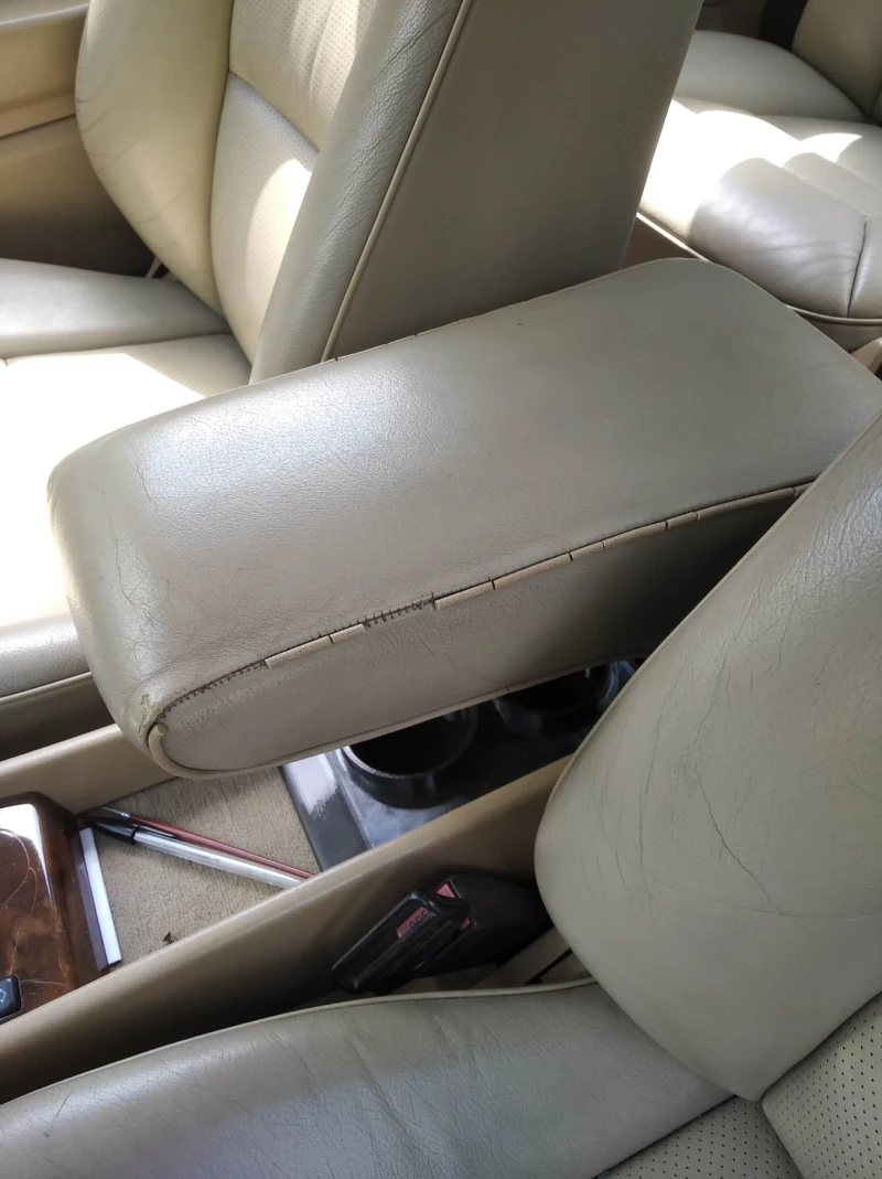 Mercedes-Benz 124 300CE-24, снимка 8 - Автомобили и джипове - 52475361