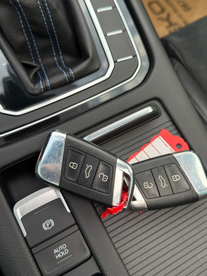 VW Passat Нов внос от Холандия!, снимка 13 - Автомобили и джипове - 52737932