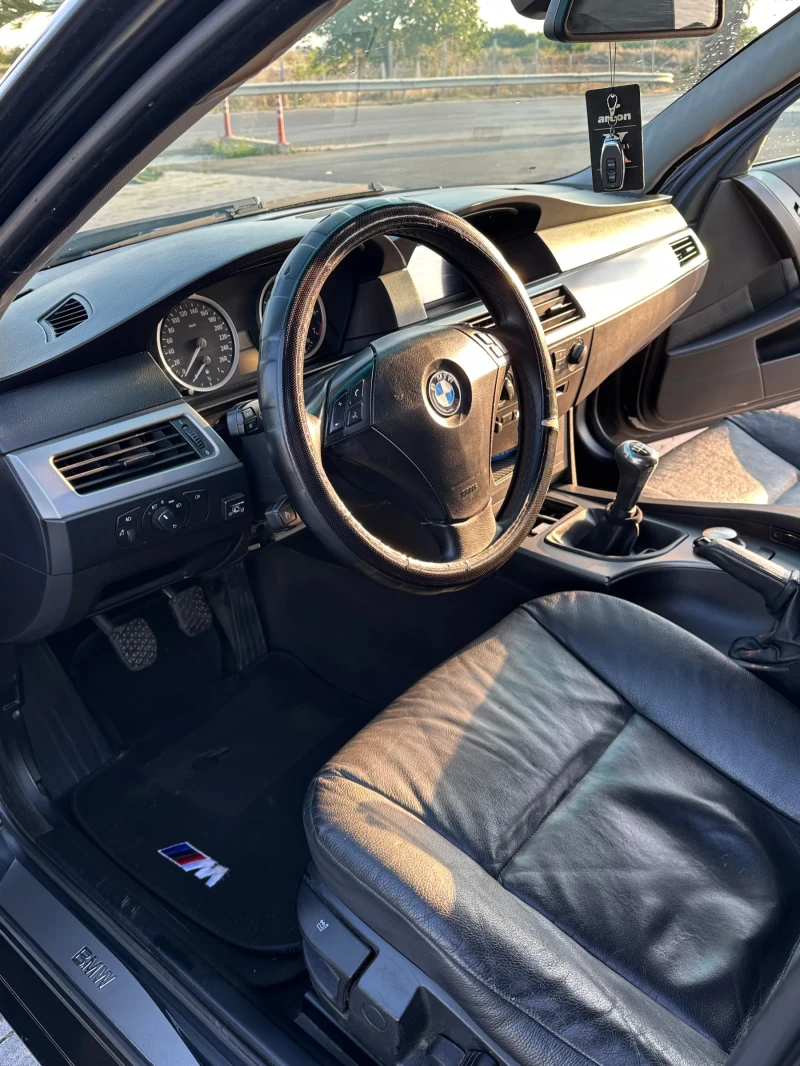BMW 520, снимка 11 - Автомобили и джипове - 52159763
