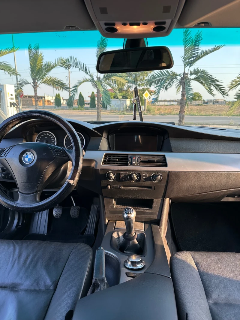 BMW 520, снимка 12 - Автомобили и джипове - 52159763