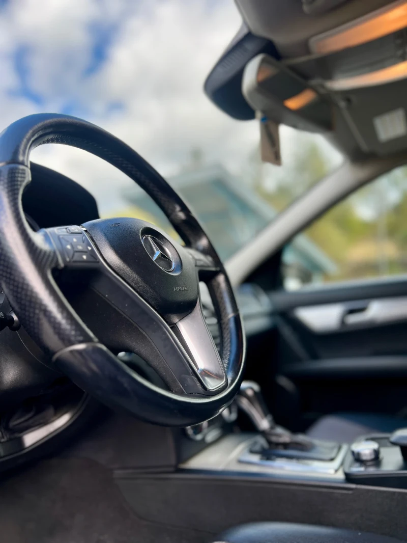 Mercedes-Benz C 350 Лизинг 265кс Топ, снимка 10 - Автомобили и джипове - 52035356