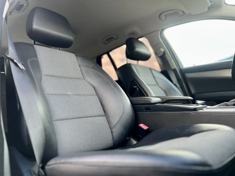 Mercedes-Benz C 350 Лизинг 265кс Топ, снимка 13 - Автомобили и джипове - 52035356