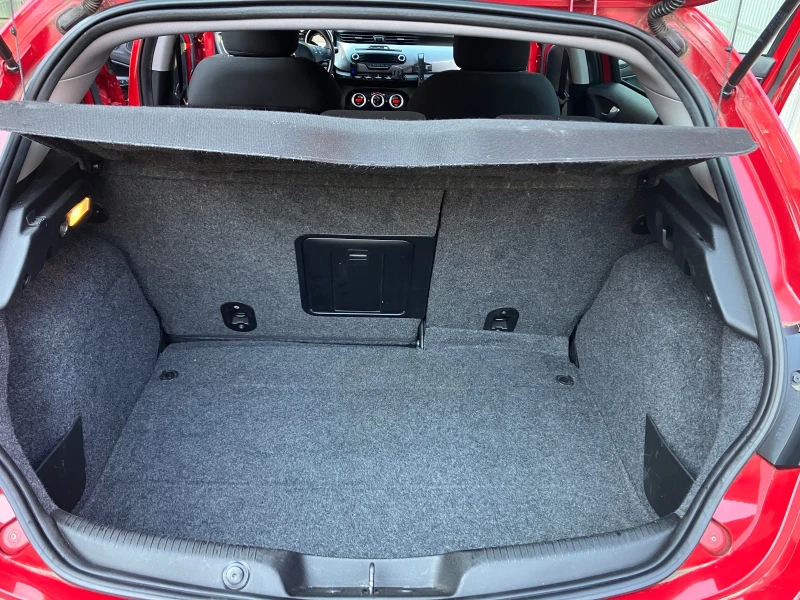 Alfa Romeo Giulietta 1.4 MultiAir, снимка 11 - Автомобили и джипове - 52627802