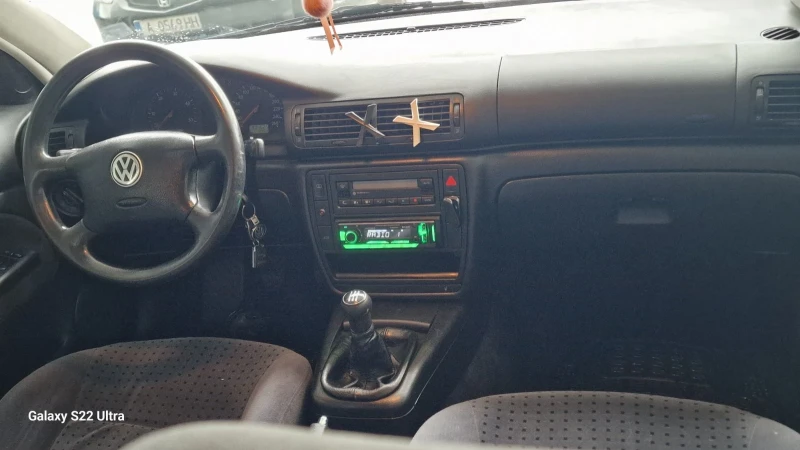 VW Passat, снимка 7 - Автомобили и джипове - 52661828