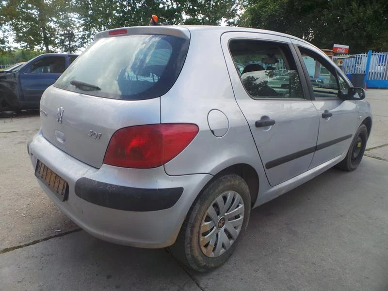 Peugeot 307 1.6 16v 109кс , снимка 5 - Автомобили и джипове - 47850506