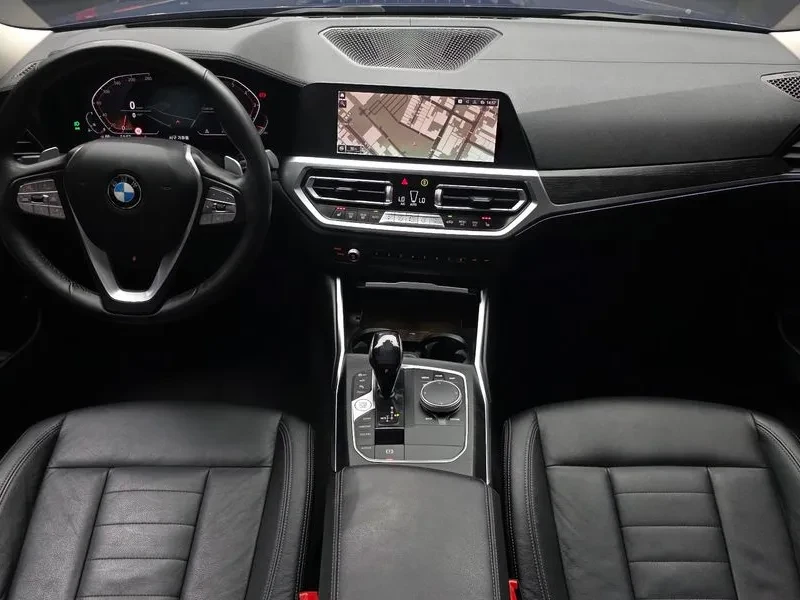 BMW 320 DISTRONIC/ШИБИДАХ/360 KAMEРИ, снимка 7 - Автомобили и джипове - 56429294