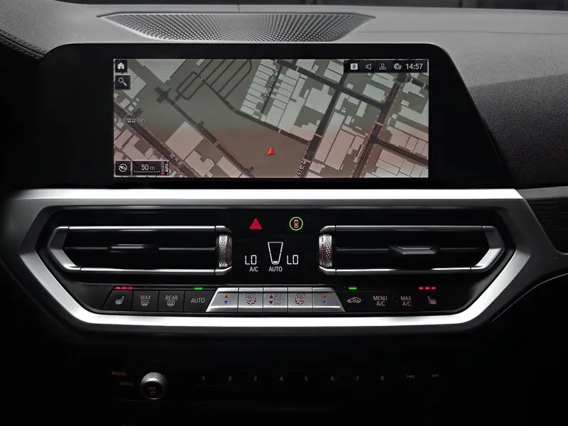 BMW 320 DISTRONIC/ШИБИДАХ/360 KAMEРИ, снимка 14 - Автомобили и джипове - 56429294