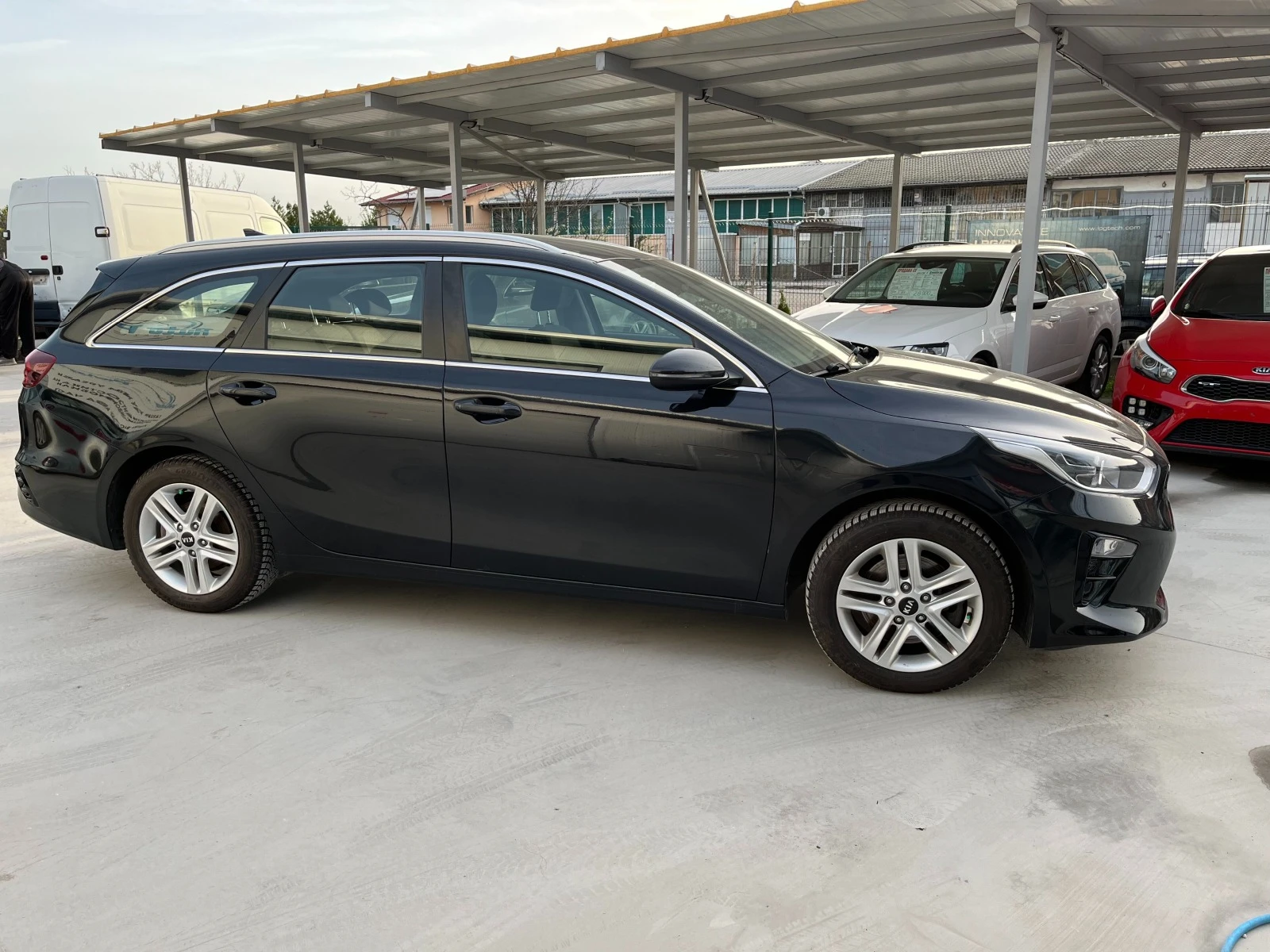 Kia Ceed 1.0 T-GDI - изображение 4