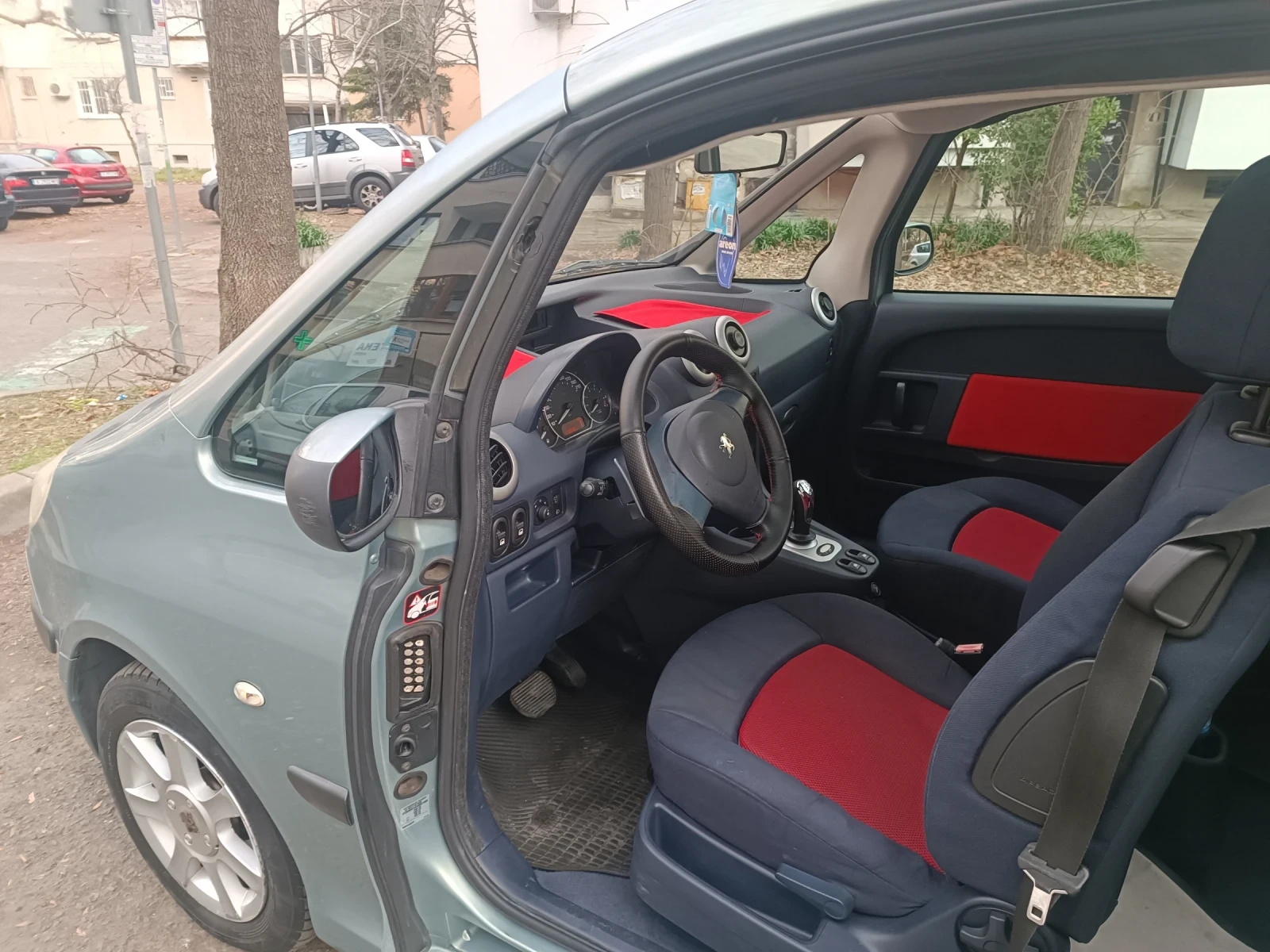 Peugeot 1007  - изображение 2