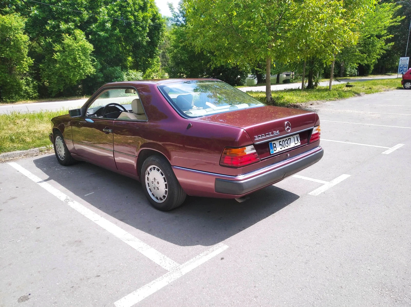 Mercedes-Benz 124 300CE-24 - изображение 3