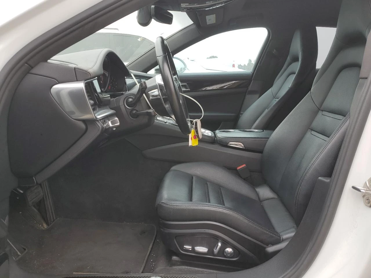 Porsche Panamera 4* CARFAX* AВТО КРЕДИТ - изображение 7