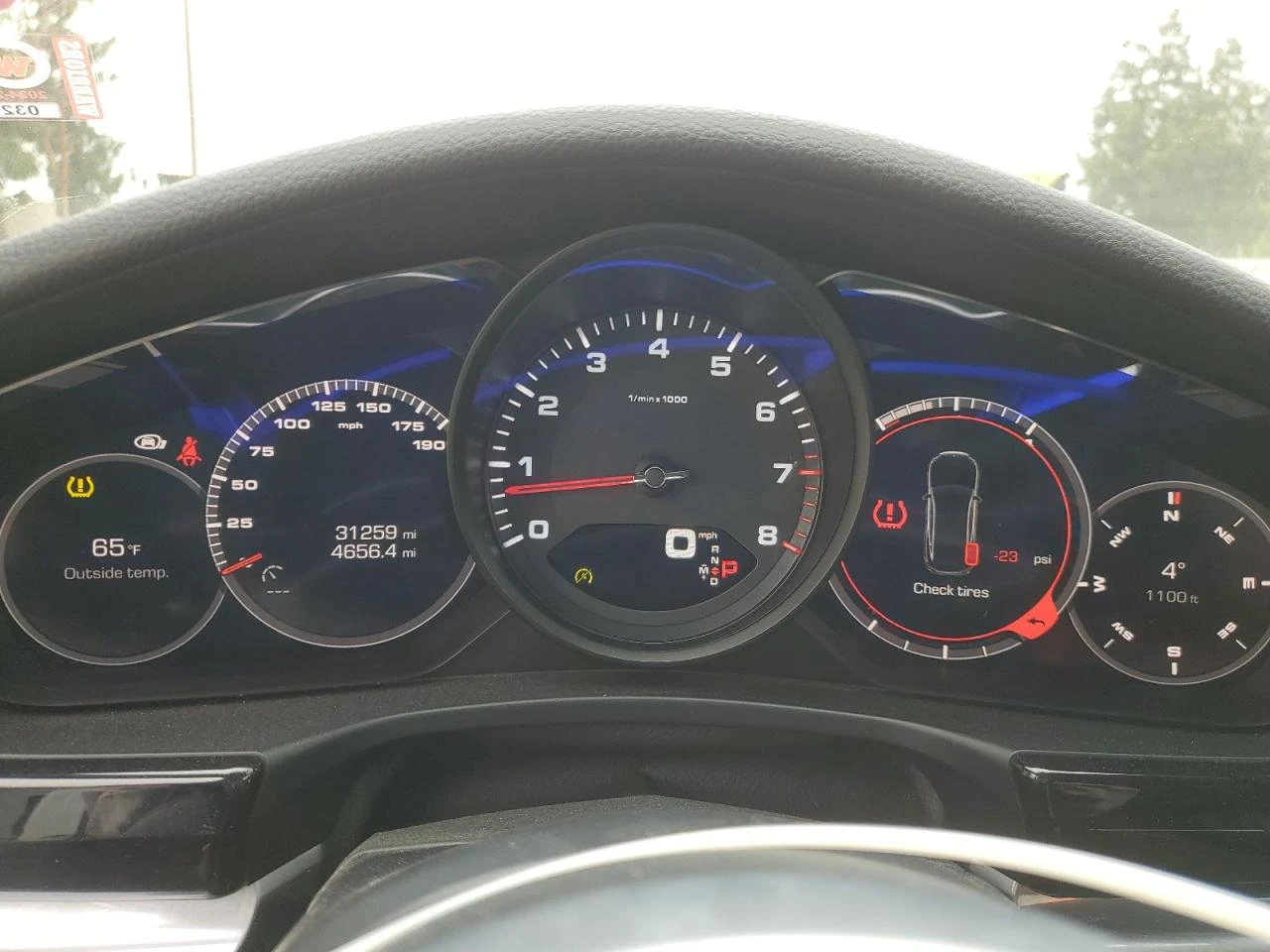 Porsche Panamera 4* CARFAX* AВТО КРЕДИТ - изображение 9