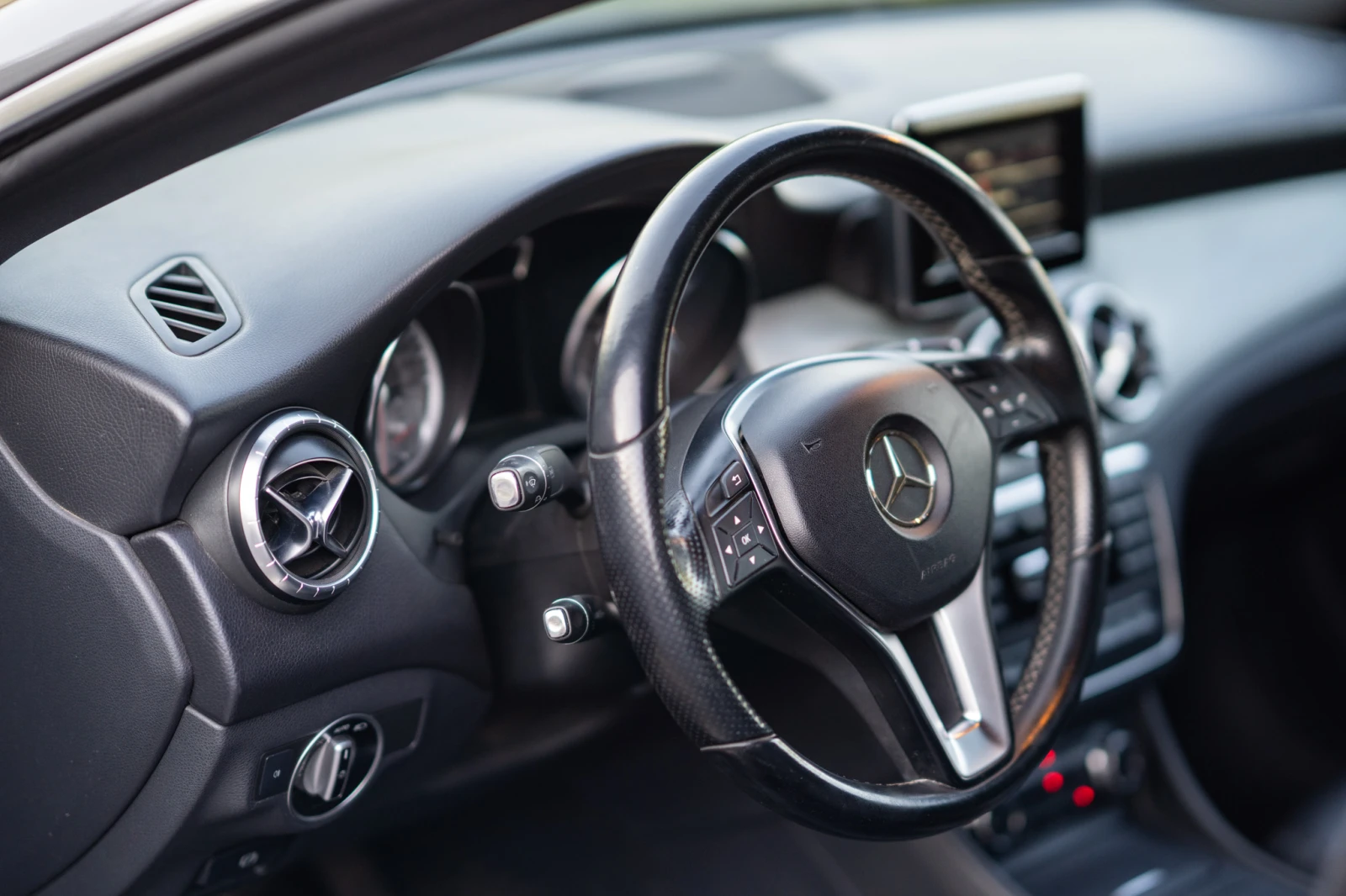 Mercedes-Benz CLA 200 | Mobile.bg   12