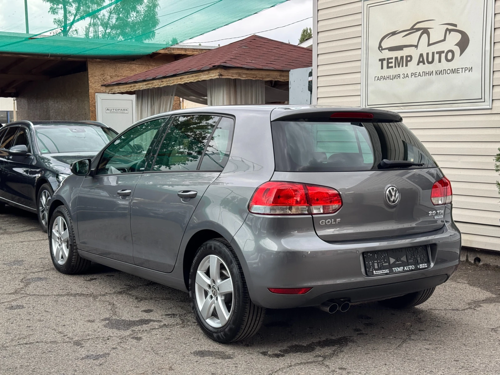VW Golf 2.0TDI* СЪС СЕРВИЗНА КНИЖКА С ПЪЛНА ИСТОРИЯ  - изображение 5
