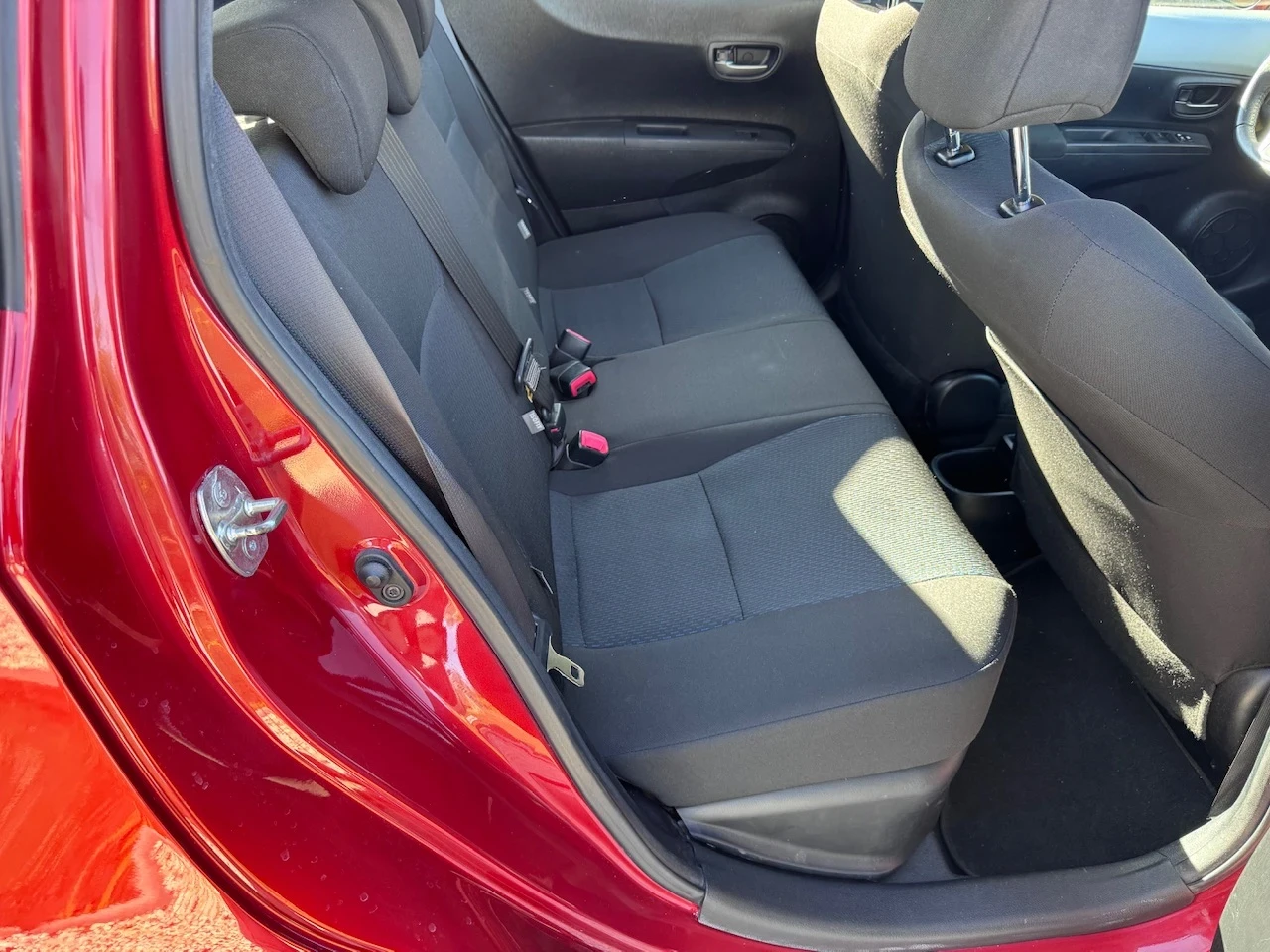 Toyota Yaris 1.5i Hybrid | Mobile.bg   11