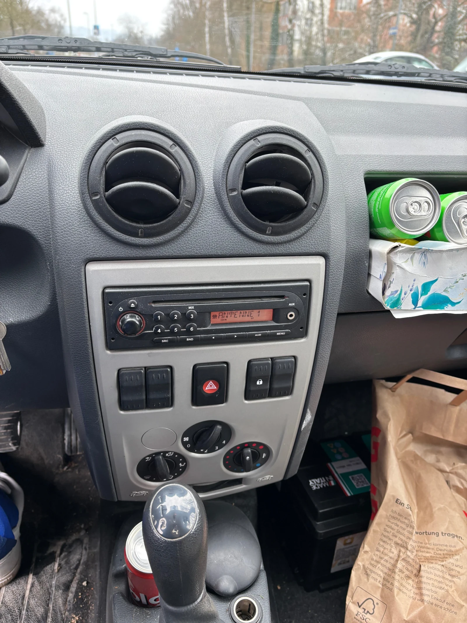 Dacia Logan Пикап - изображение 7