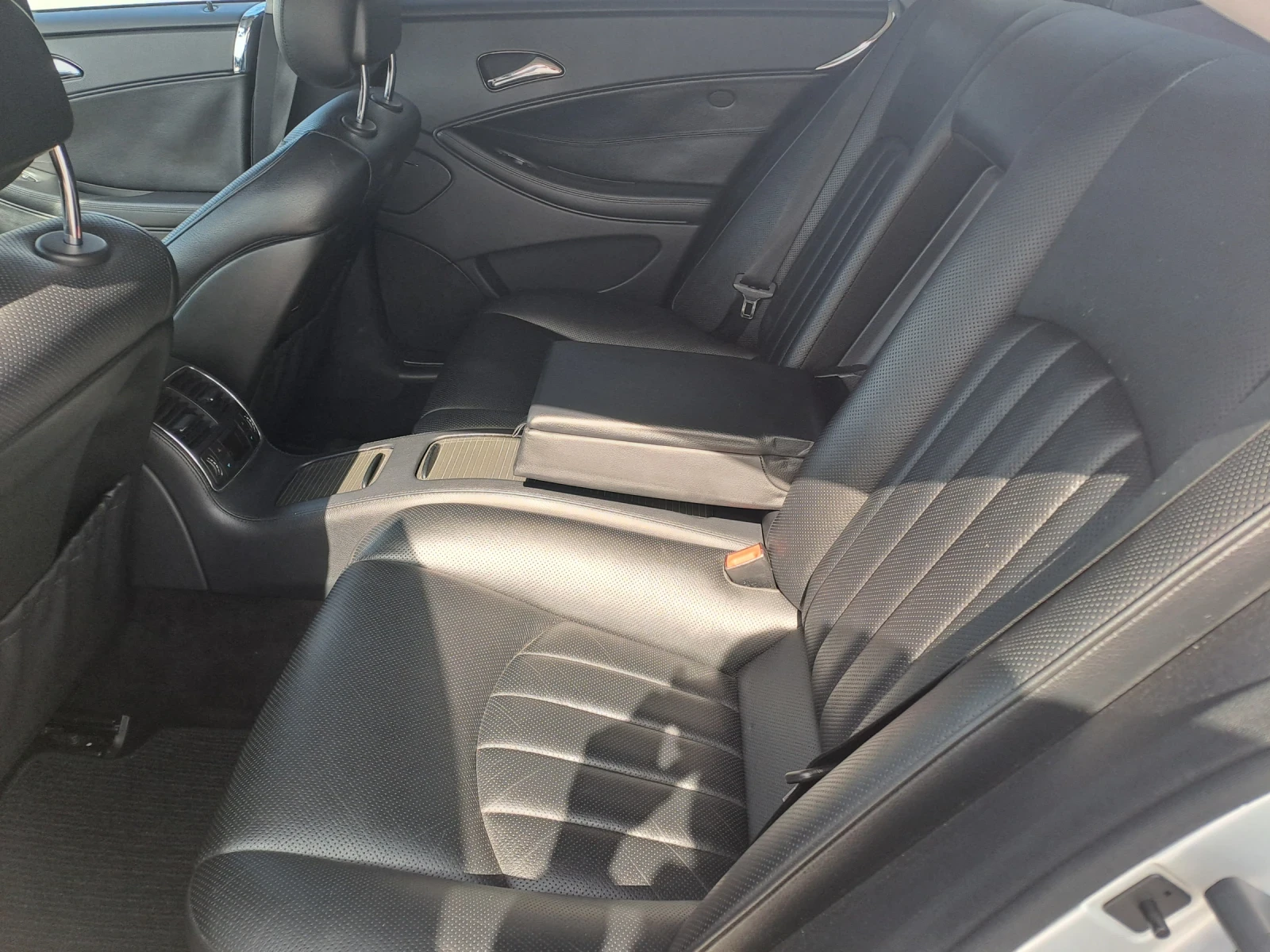 Mercedes-Benz CLS 350  - изображение 10