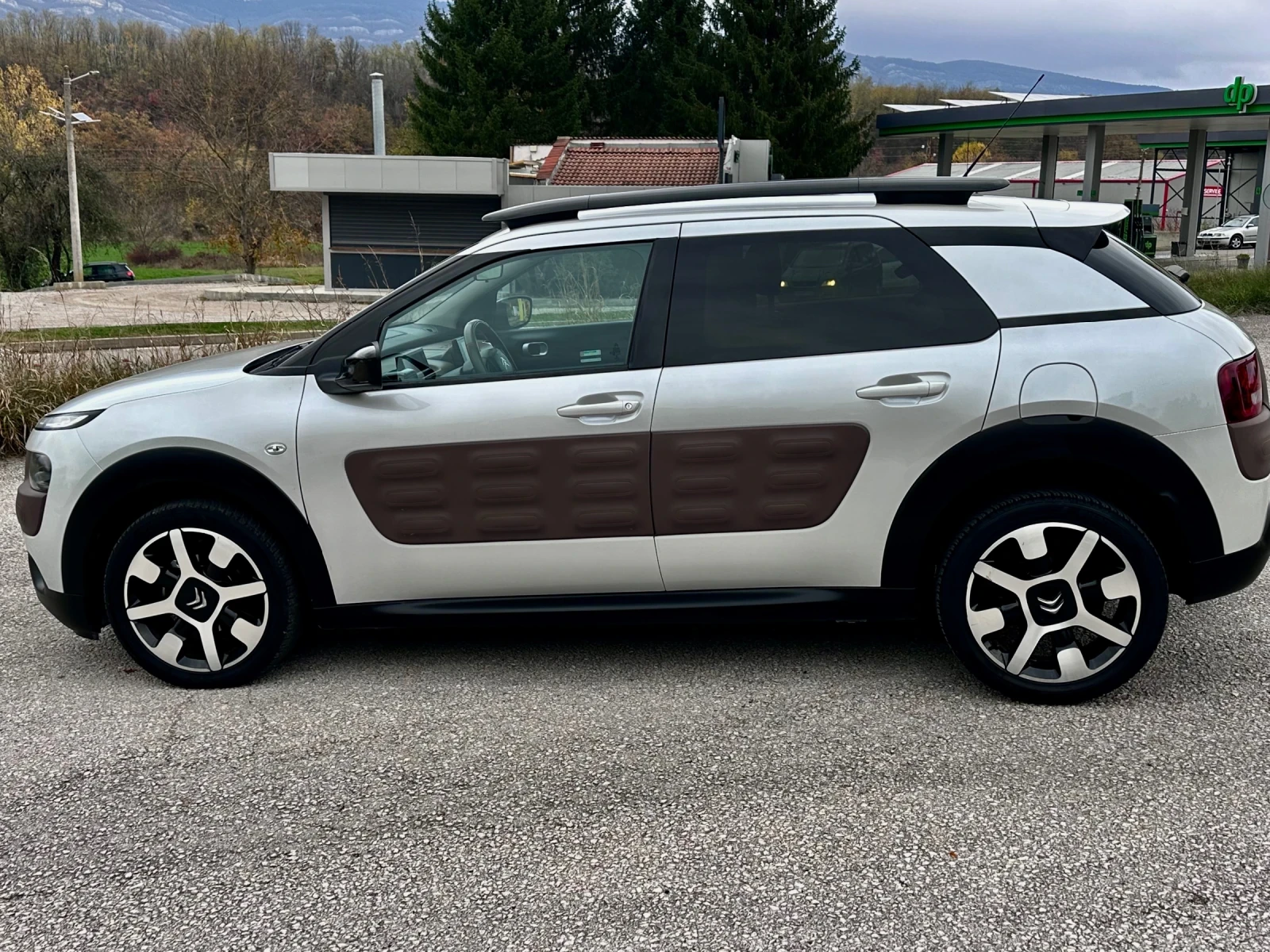 Citroen C4 Cactus 1.6 HDi 2014 168 хил.км. Бяла Перла ТОП СЪСТОЯНИЕ - изображение 4