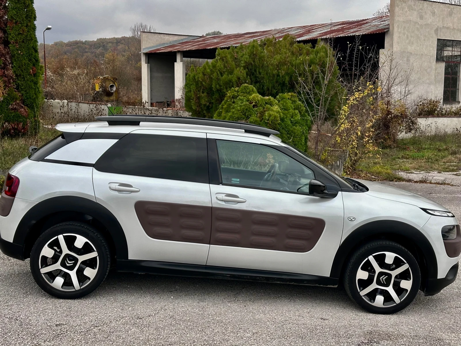 Citroen C4 Cactus 1.6 HDi 2014 168 хил.км. Бяла Перла ТОП СЪСТОЯНИЕ - изображение 9