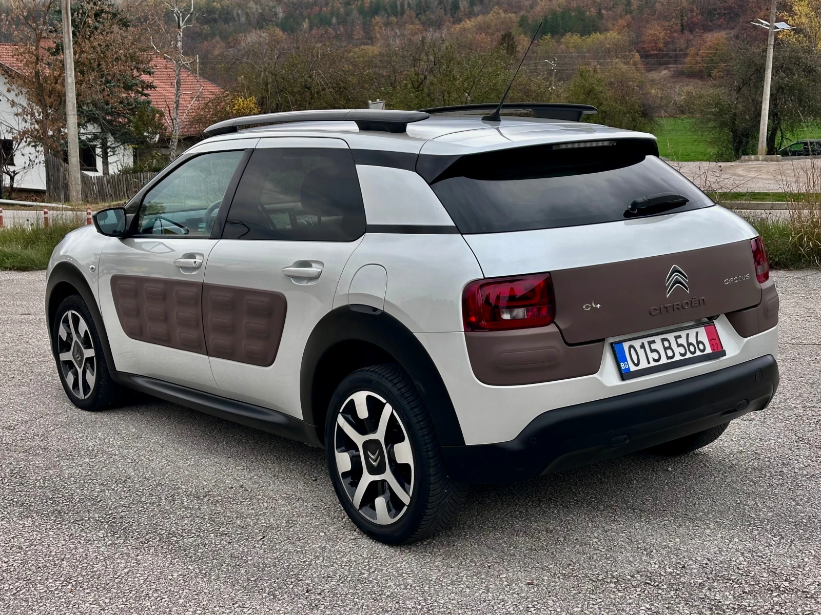 Citroen C4 Cactus 1.6 HDi 2014 168 хил.км. Бяла Перла ТОП СЪСТОЯНИЕ - изображение 5
