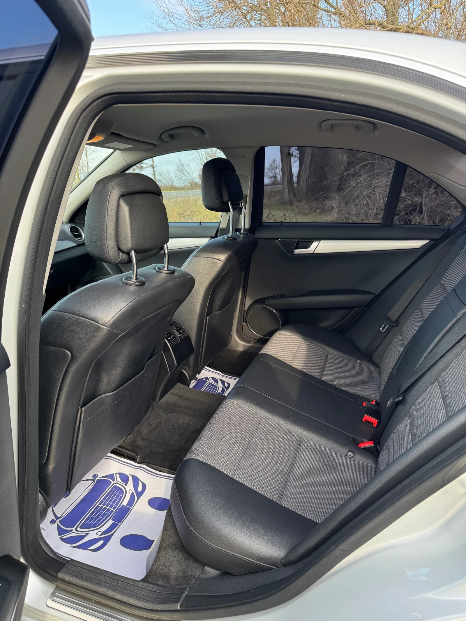 Mercedes-Benz C 220 | Mobile.bg � ����������� 12