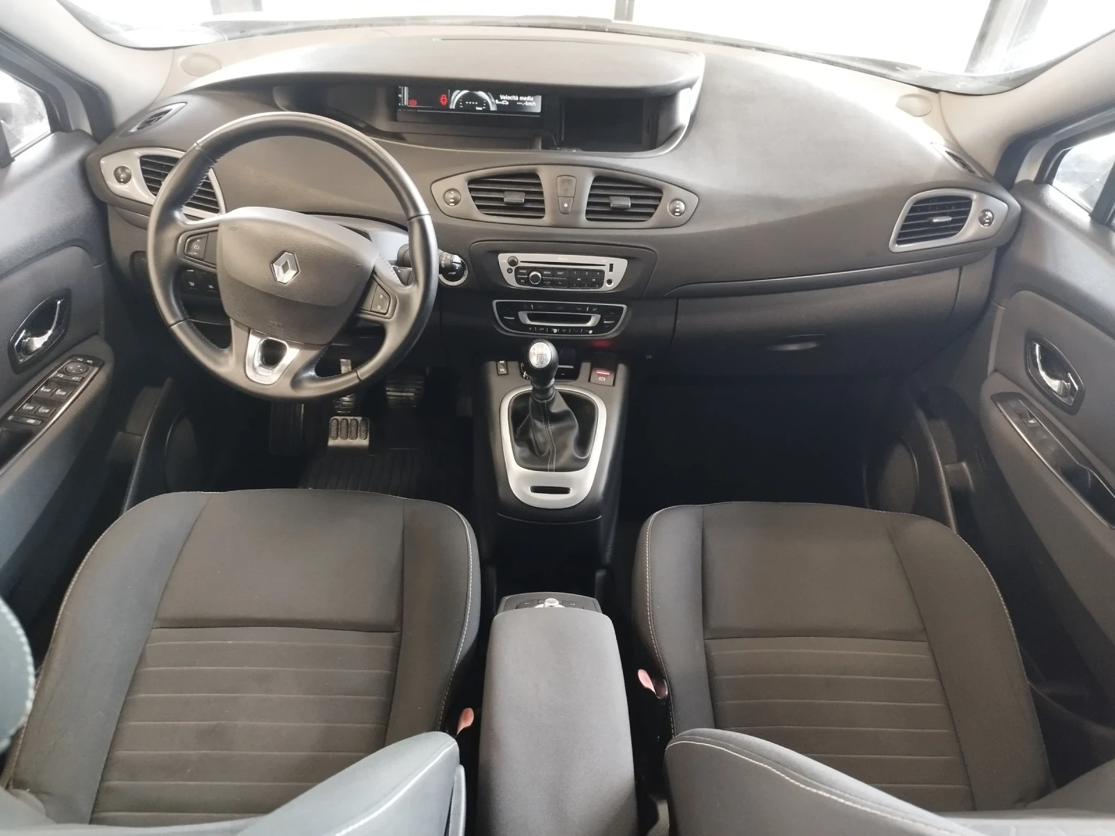 Renault Scenic 1.5dci X-MODE - изображение 10